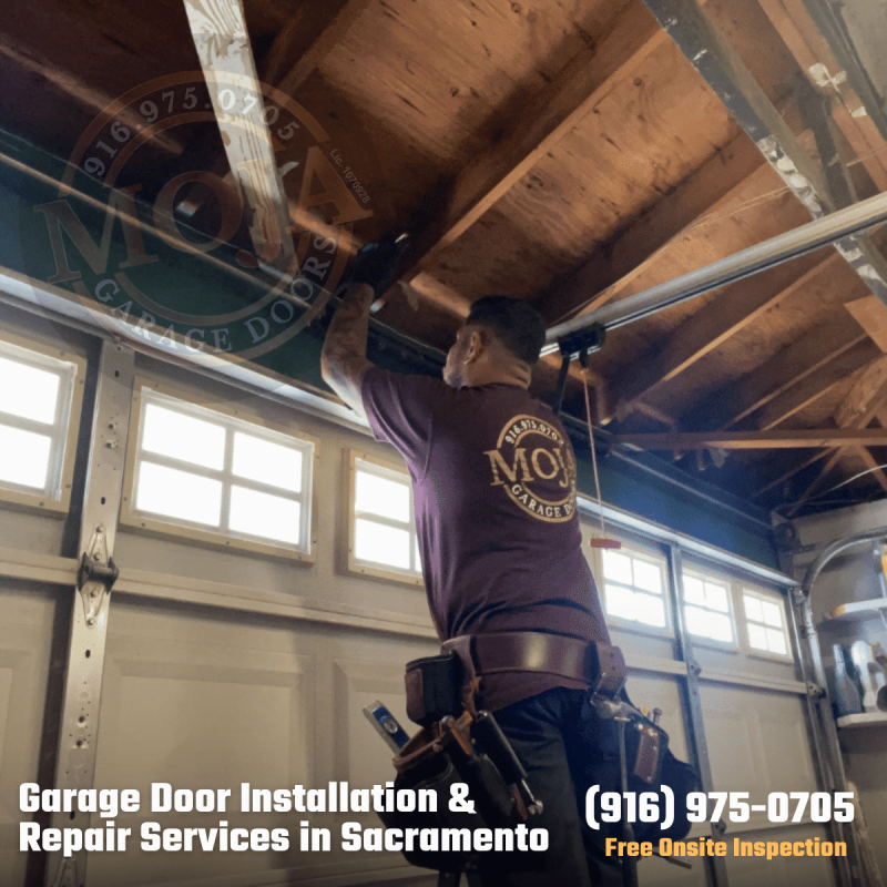 Garage door repair In Sacramento